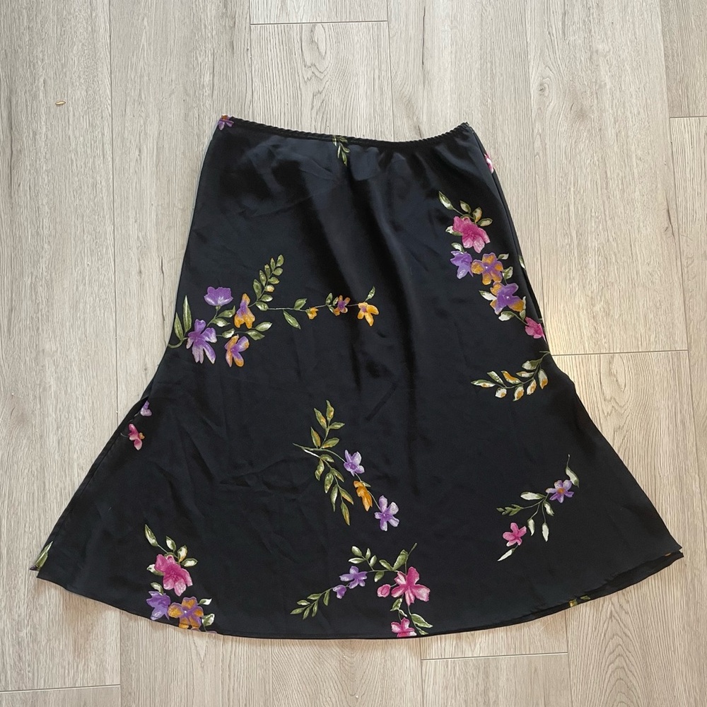 Vintage Suzy Shier Floral Print Black Midi Skirt